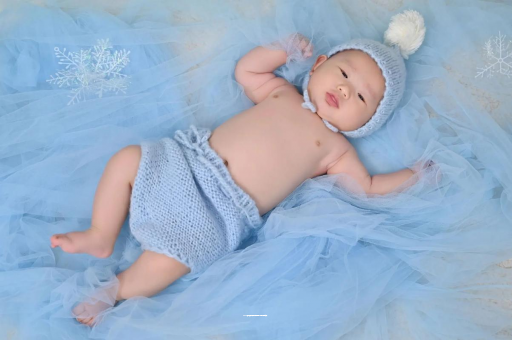 弥勒两个月宝宝发热