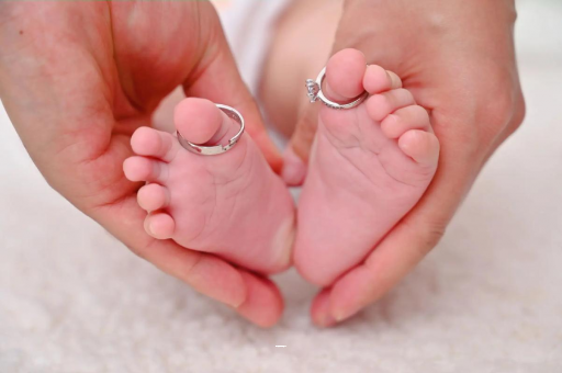 弥勒两个月宝宝感冒发烧